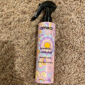 Amika blowout spray
